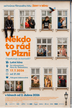 letní kino pod hvězdami
